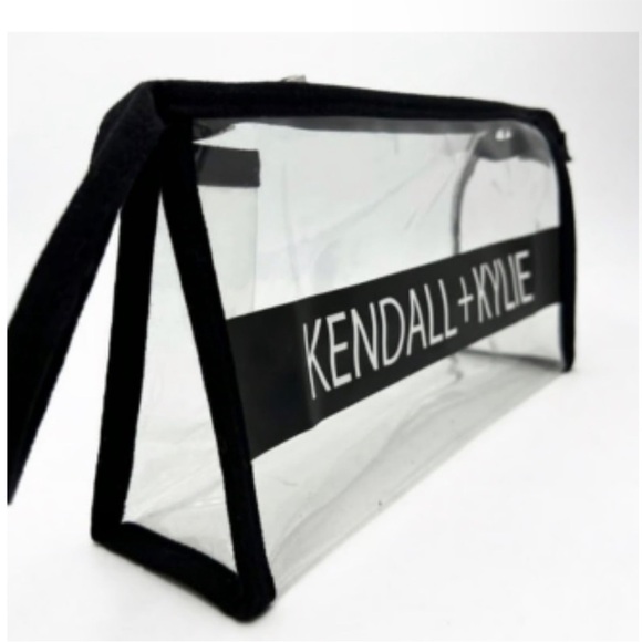 Kendall + Kylie Black Clear Travel
Cosmetic Bag Unisex - Picture 2 of 4